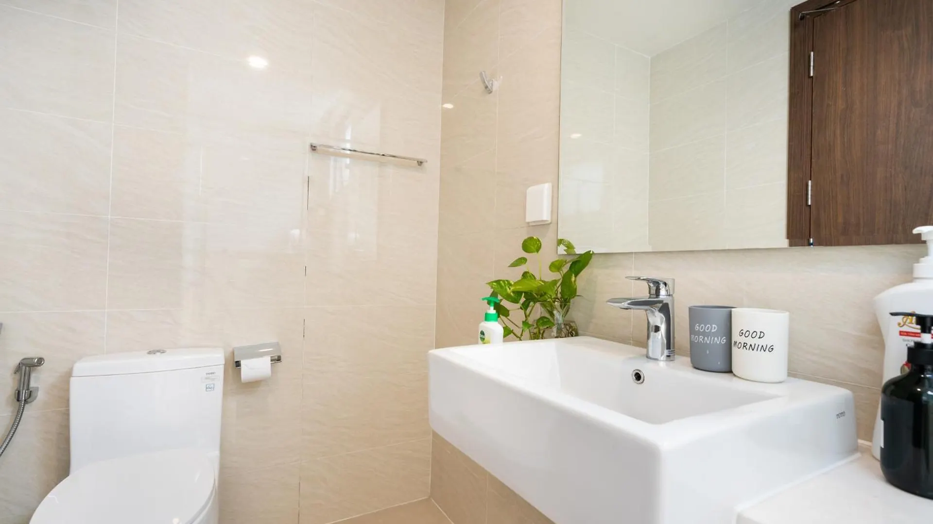 Saigon Royal - Morden Studio - River View - Hana Apart 17 Ho Chi Minh City