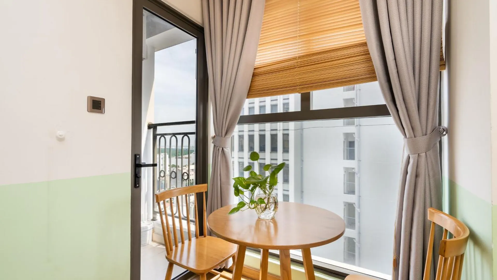 Saigon Royal - Morden Studio - River View - Hana Apart 17 Ho Chi Minh City 0*,  Vietnam